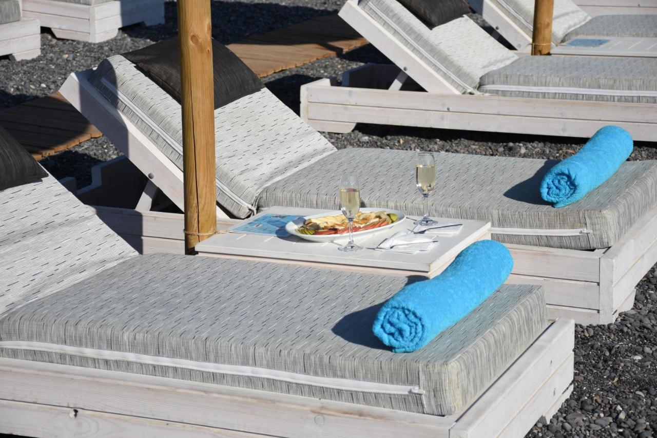 Arion Bay Hotel Santorini Kamári 外观 照片