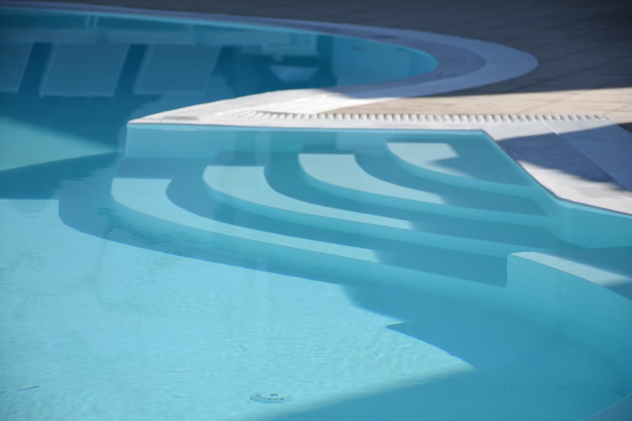 Arion Bay Hotel Santorini Kamári 外观 照片