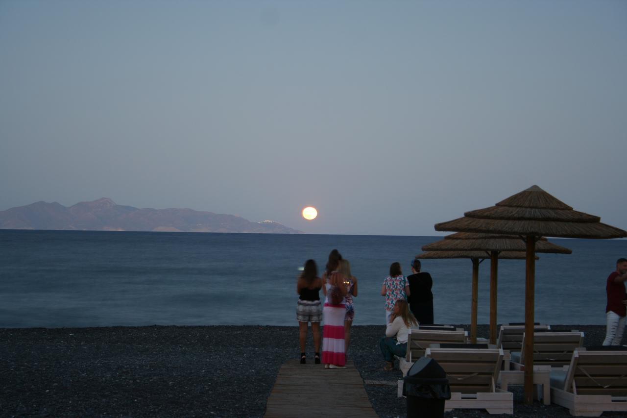 Arion Bay Hotel Santorini Kamári 外观 照片