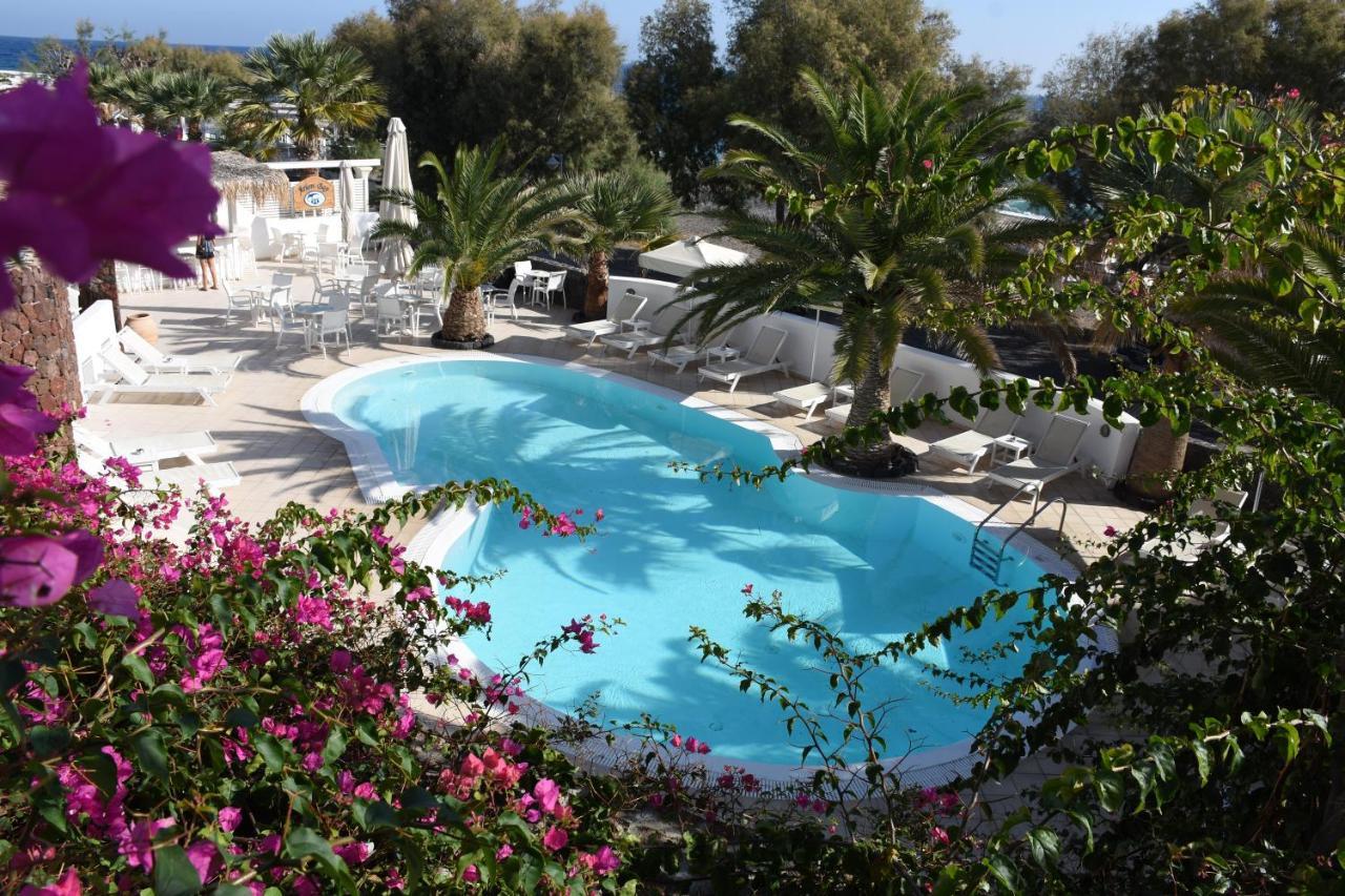 Arion Bay Hotel Santorini Kamári 外观 照片